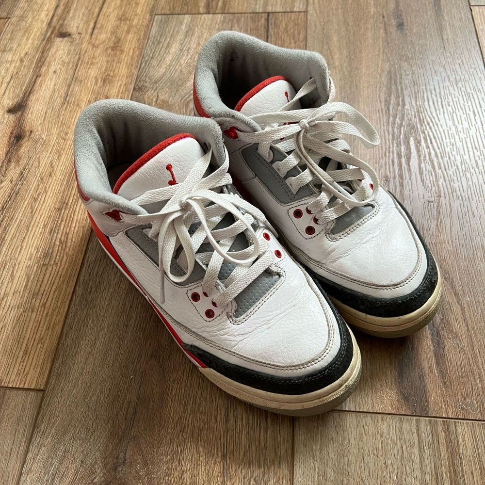 Jordan 3’s